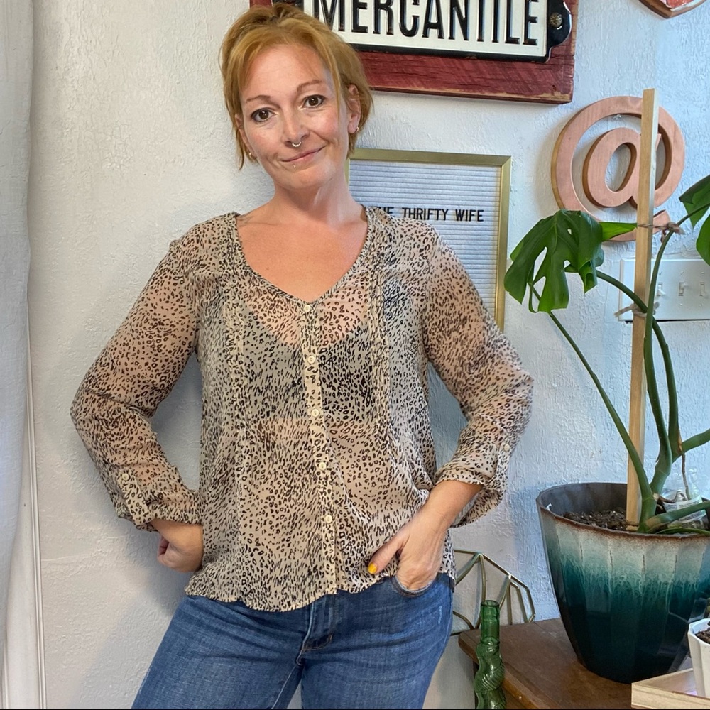 Urban Outfitters brand pins & needles Sheer Trendy Pattern blouse size small - Picture 8 of 11